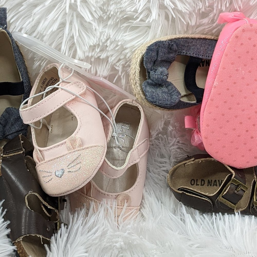 Baby girl shoes.